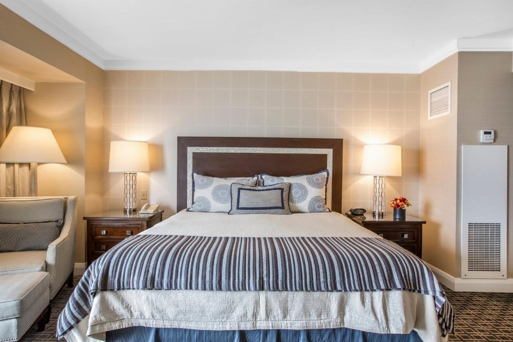 Omni Los Angeles Hotel At California Plaza Main image